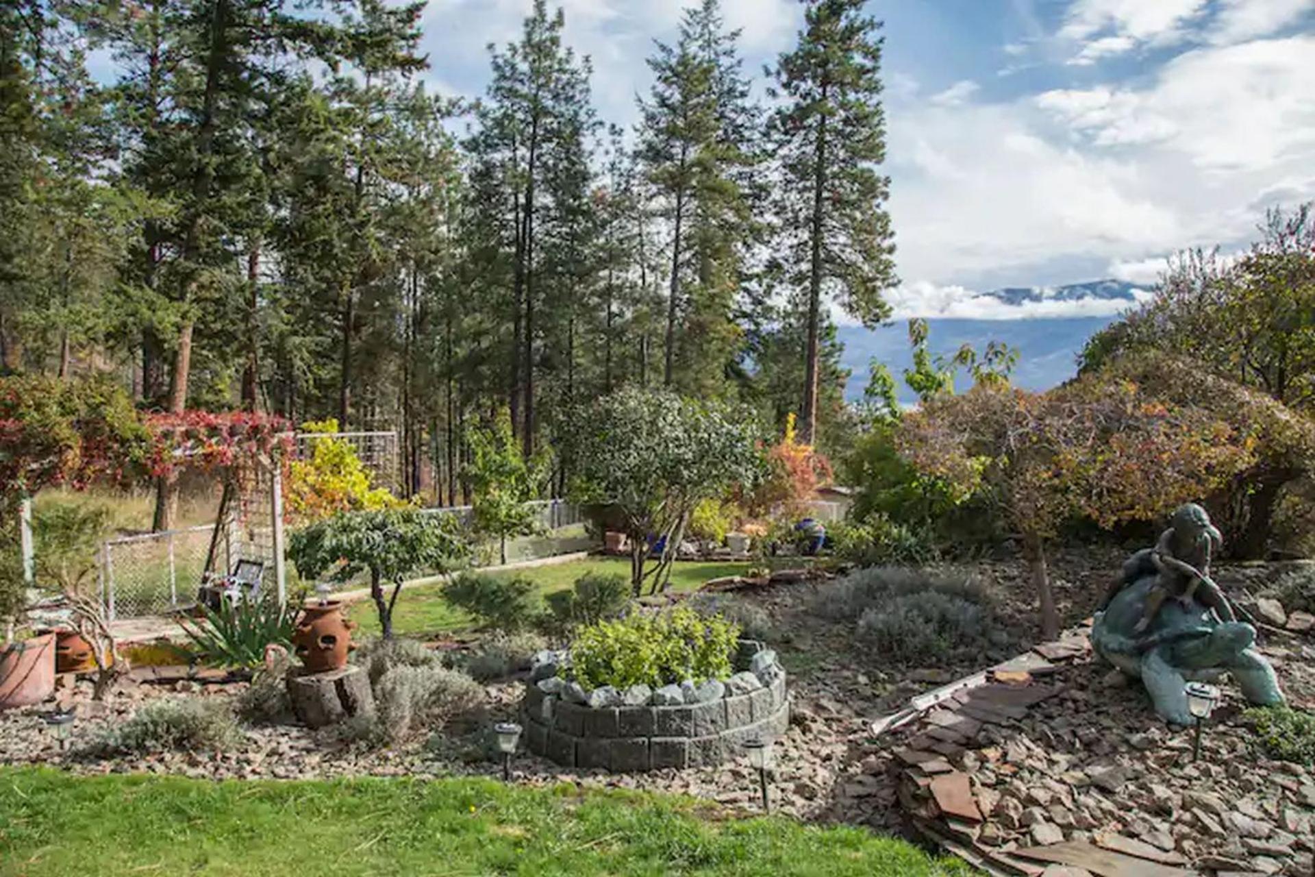 At The Top Of The Hill Peachland Luaran gambar