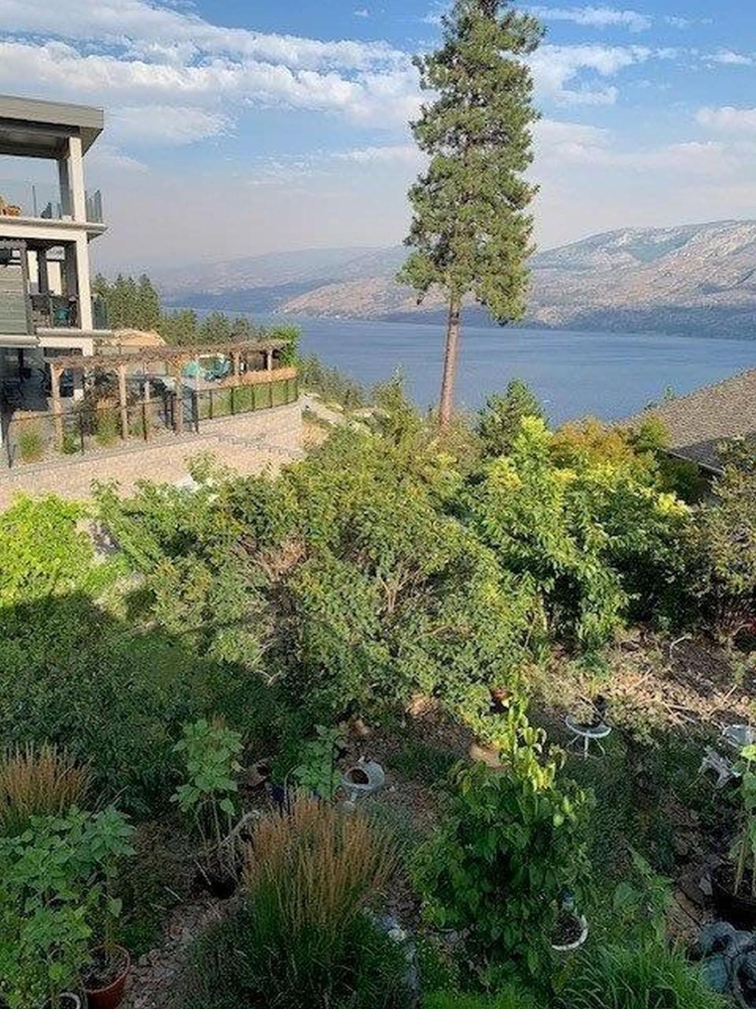 At The Top Of The Hill Peachland Luaran gambar